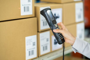 ピッキングと仕分けの違いは?効率化を進める自動化システムも解説